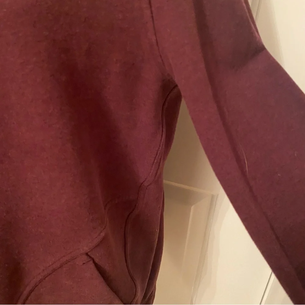 LULULEMON ATHLETICA JACKET COAT PURPLE WINE JERSEY ZIP FRONT ATHLEISURE SIZE 8